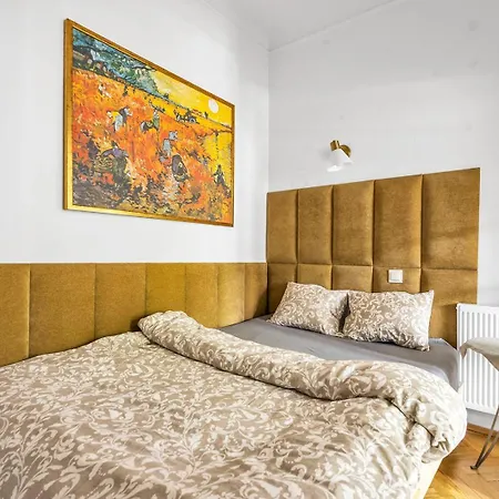 Walecznych 47 By Homeprime * Warsaw